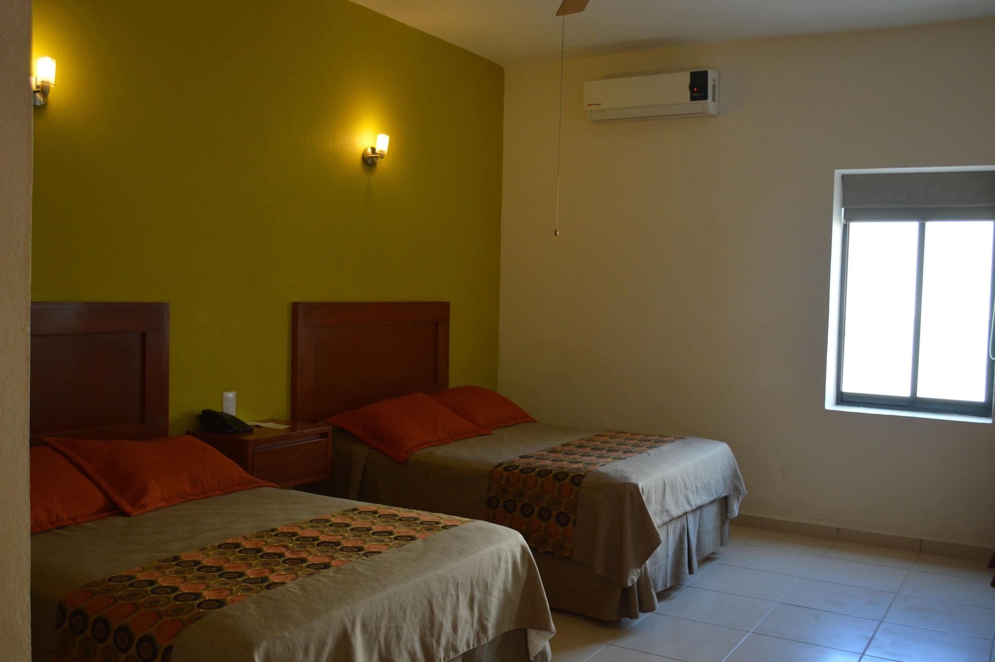Concierge Plaza La Villa Colima Extérieur photo