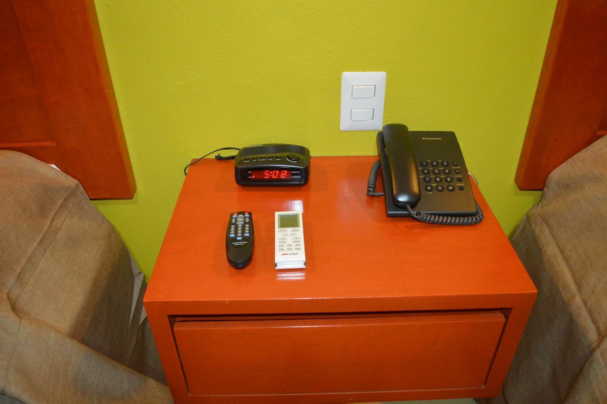 Concierge Plaza La Villa Colima Extérieur photo