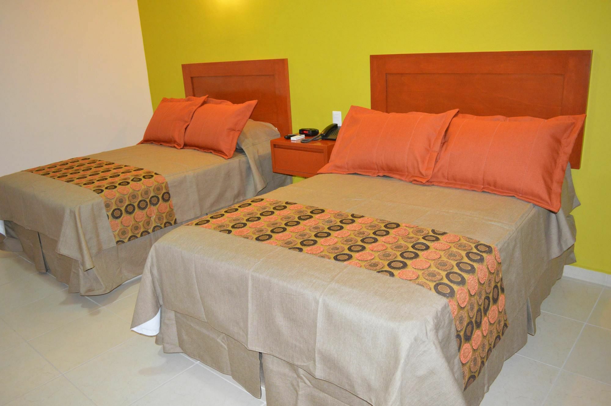Concierge Plaza La Villa Colima Extérieur photo