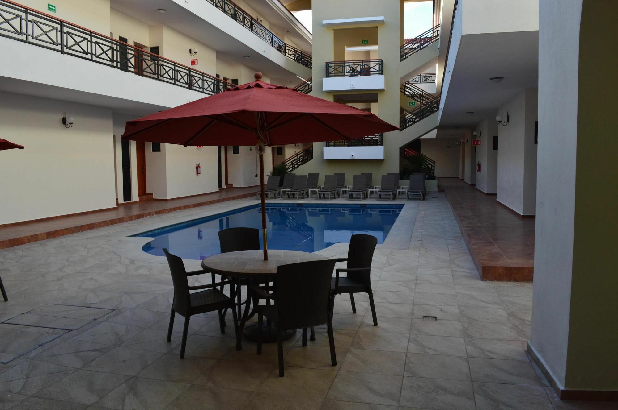 Concierge Plaza La Villa Colima Extérieur photo