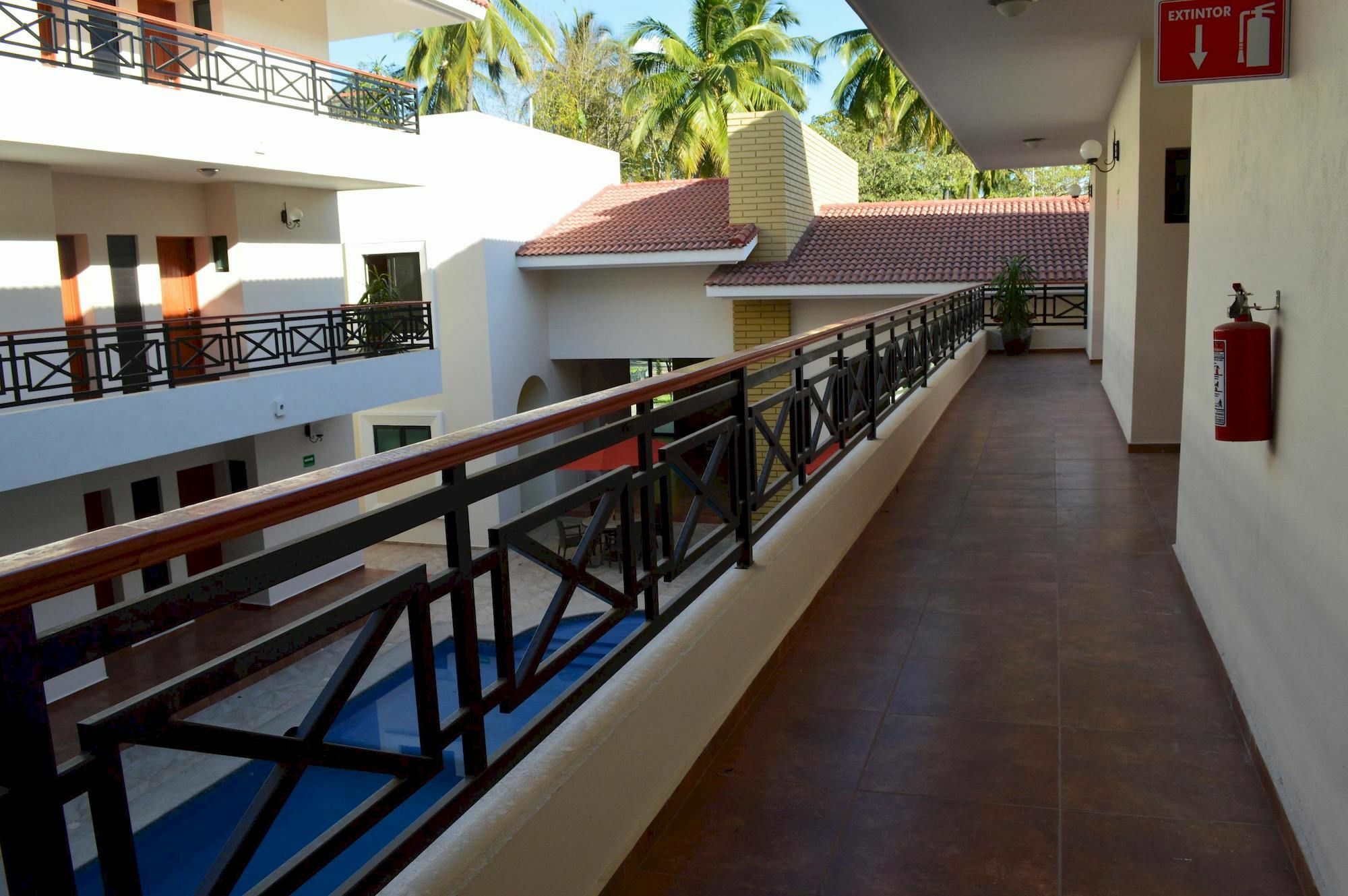 Concierge Plaza La Villa Colima Extérieur photo